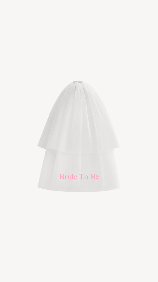 Krótki welon z różowym haftem BRIDE TO BE