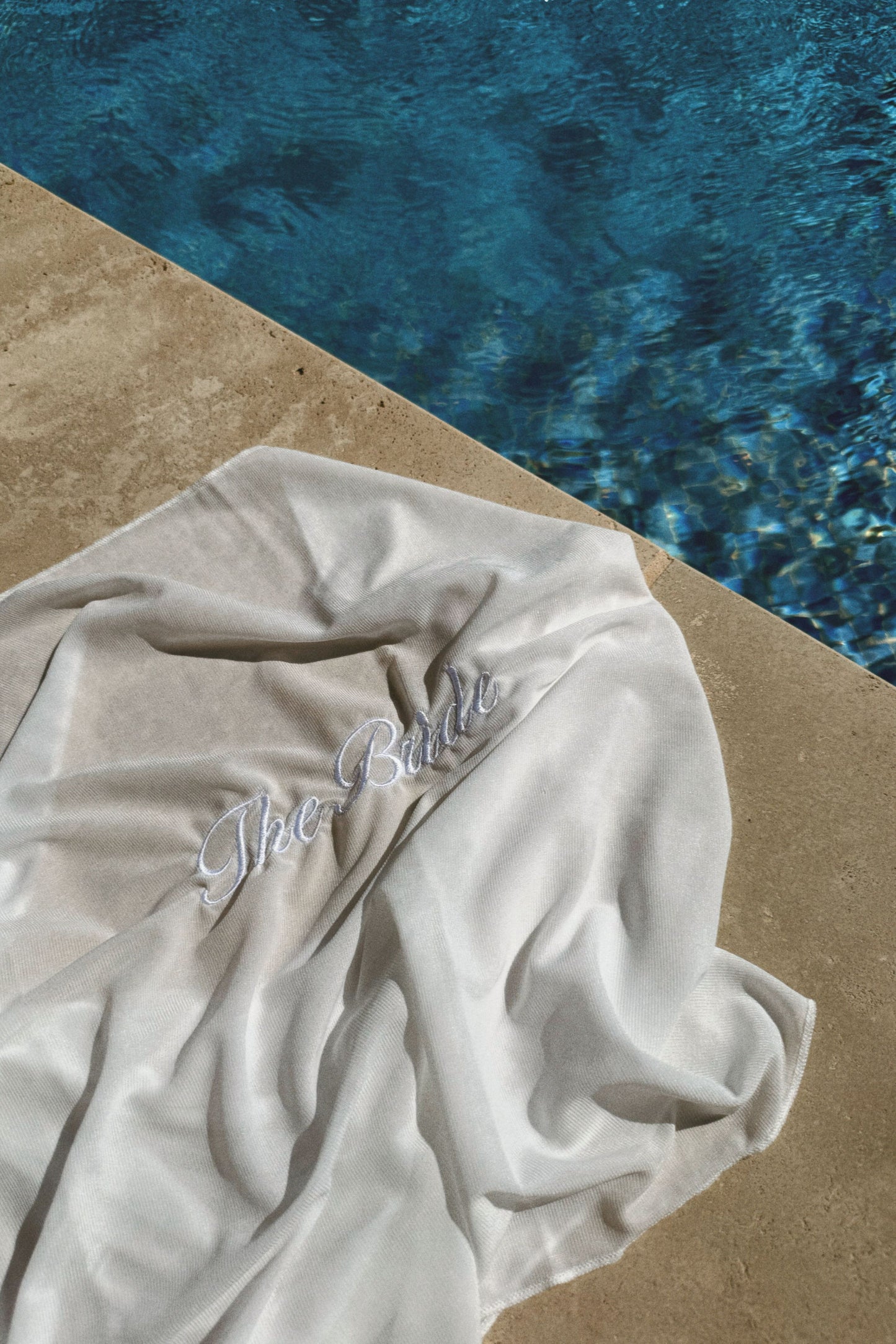 Pareo plażowe z haftem BRIDE