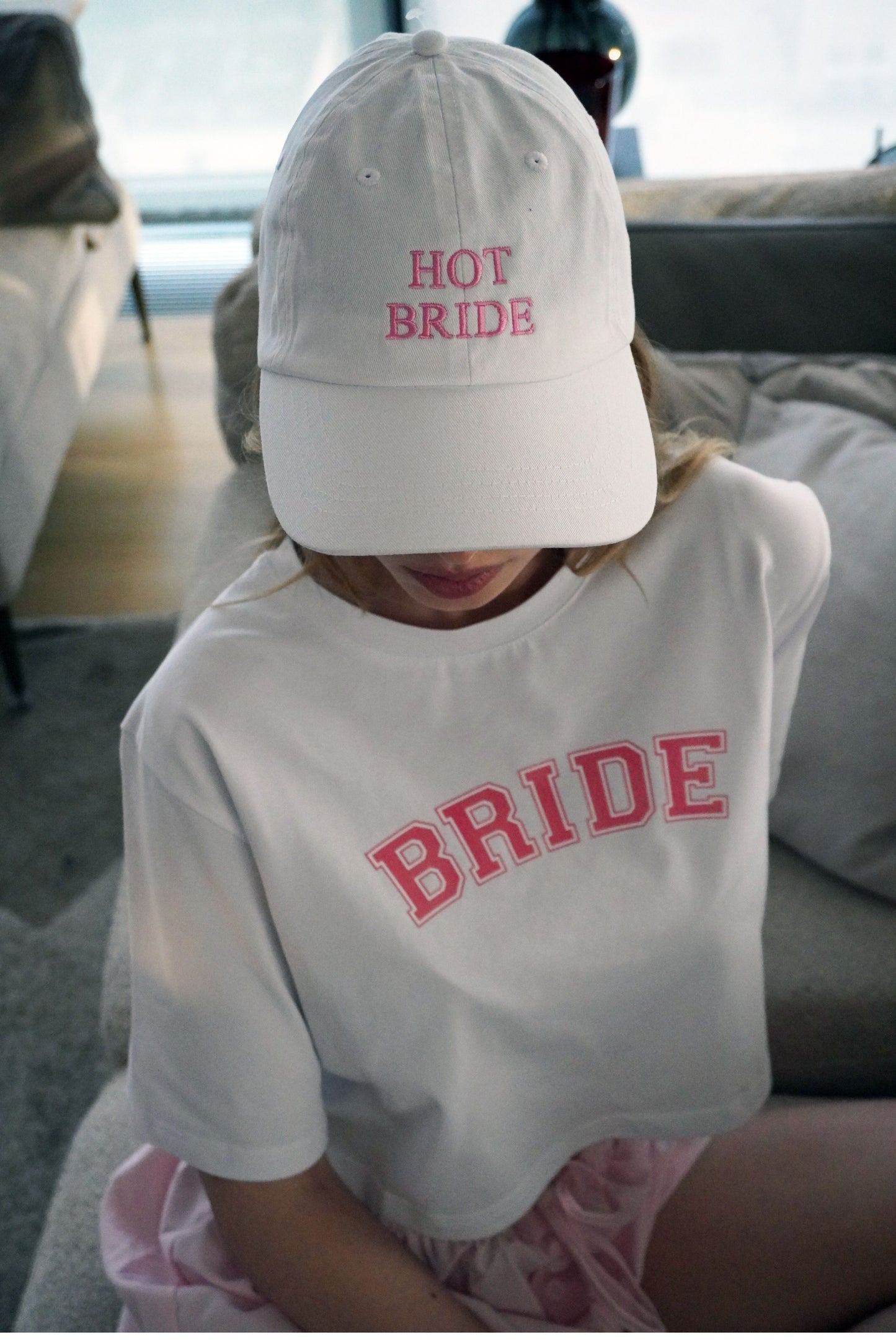 Czapka z daszkiem HOT Bride